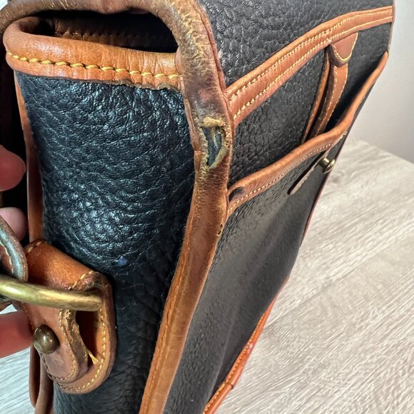 vintage 1990s Dooney & Bourke Surrey Carrier crossbody black pebbled  Leather - Picture 4 of 10